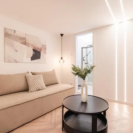 Apartment E22 - Boutique Apartments, Location By Bqa Budapest